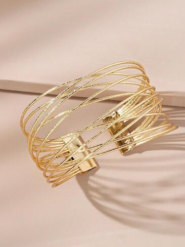 Gold Bangle Bracelets for Women Adjustable Chunky Gold Cuff Bracelet Statement Jewelry in Saudi Arabia