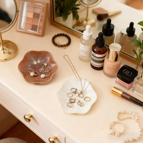 30 قطعة من طبق خاتم اللوتس السيراميكي الملون مقاس 4.5 بوصة منظم مجوهرات، 10 ألوان لحفلات الزفاف وحفلات الزفاف، حامل القرط، وعاء المفاتيح، ديكور مدخل المنزل in Kuwait