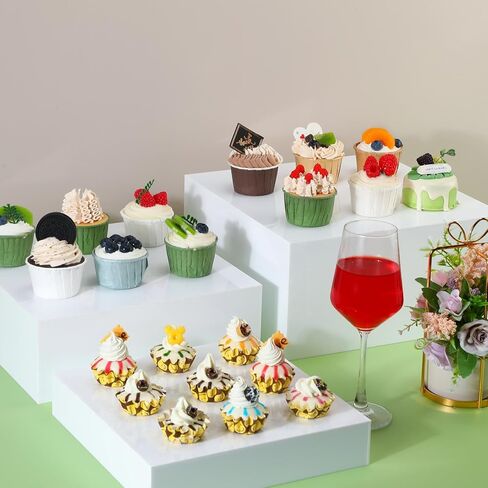 رافعات بوفيه كبيرة الحجم، صناديق أكريليك بيضاء، رافعات طعام للعرض مع قيعان مجوفة، عرض طاولة الحلوى لعرض الطعام، منصات الطعام، عداد البيع بالتجزئة لحفلات الزفاف (مجموعة واحدة) in Kuwait