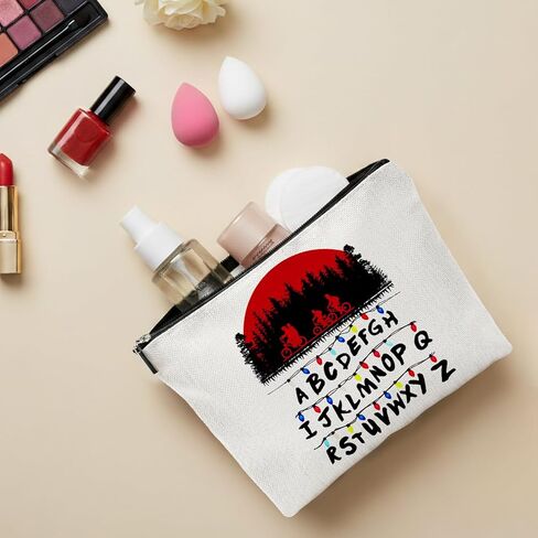 حقيبة مكياج Stranger Friends هدية Merch للنساء، حقيبة مستحضرات تجميل لأفضل صديق (أبيض-أ) in Kuwait