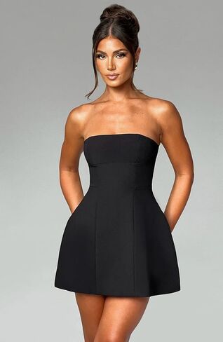 Elegant Black Strapless Mini Dress for Women, Classic A-Line Cocktail Party Dress, Sleek Evening Attire for Special Occasions in Saudi Arabia