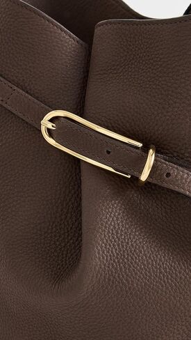 حقيبة دلو متوسطة الحجم بحزام نسائي in Kuwait