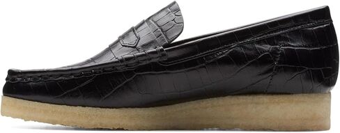 حذاء Wallabee النسائي من Clarks in Kuwait