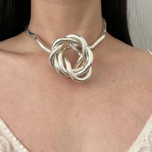 Bendable Snake Necklace Flexible Snake Bracelet Choker Necklace Snake Halloween Gifts in Saudi Arabia