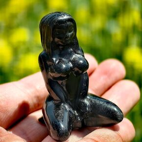 Natural Obsidian Opal Hand Carved Female Model,Crystal Quartz Kneeling Female Model Carving,Reiki Healing Crystal,Home Decor,Crystal Gift 1PC (Obsidian) in Saudi Arabia
