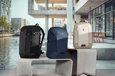 Victorinox Altmont Modern Traveler Backpack Black in Saudi Arabia