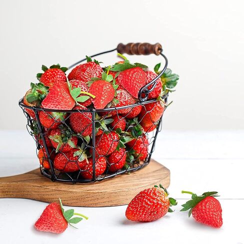 YYaaloa 40pcs Artificial Red Strawberries 1.38'' Small Fake Lifelike Fruit Simulation Realistic Strawberry Plastic Strawberries Photography Prop for Home Kitchen Party Decoration Ornament in Saudi Arabia