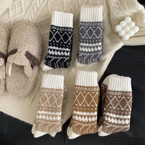 5 Pairs Wool Socks for Women - Winter Thick Boot Cozy Crew Vintage Soft Calf Knit Warm Socks Gifts in Saudi Arabia