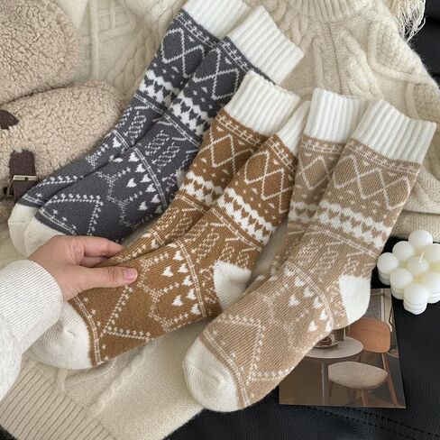 5 Pairs Wool Socks for Women - Winter Thick Boot Cozy Crew Vintage Soft Calf Knit Warm Socks Gifts in Saudi Arabia