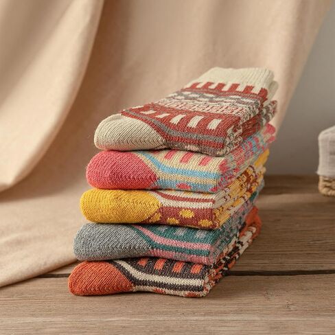 5 أزواج من الجوارب الشتوية للنساء، جوارب سميكة دافئة وناعمة مقاس 2 5-9/9-11 in Kuwait