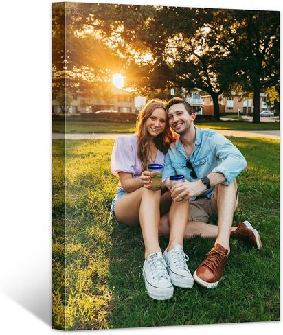 لوحة فنية جدارية من القماش مخصصة (مؤطرة مقاس 8 × 12 بوصة) مطبوعات قماشية مخصصة مع صورك الفنية الجدارية لغرفة المعيشة وغرفة النوم ومطبوعات صور الزوجين لهدايا عيد الميلاد in Saudi Arabia
