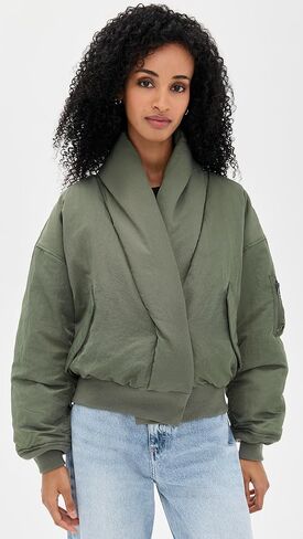 سترة طيران نسائية بياقة شال من Alpha Industries in Saudi Arabia