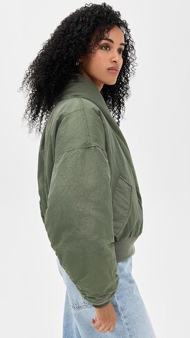 سترة طيران نسائية بياقة شال من Alpha Industries in Saudi Arabia