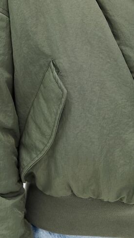 سترة طيران نسائية بياقة شال من Alpha Industries in Saudi Arabia