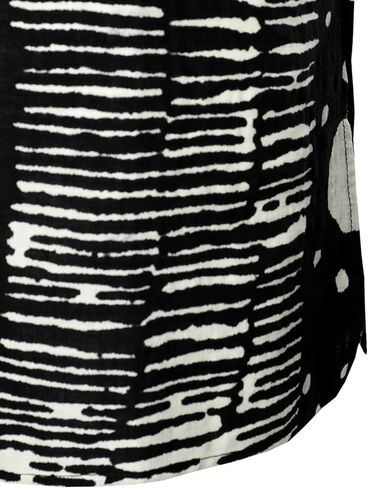LucMatton Men's African Traditional Pattern Printed Hidden Button Long Sleeve Dashiki Shirt with Pocket in Saudi Arabia