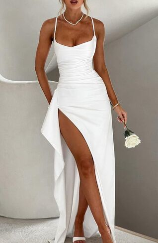 Satin Bridesmaid Dresses 2025 Prom Dress Pleated Spaghetti Straps Formal Evening Gowns with Slit in Saudi Arabia