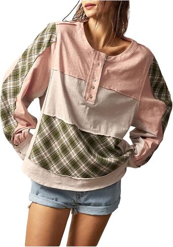 تي شيرت نسائي من WDIRARA بأكمام طويلة مخطط ومتعدد الألوان ورقبة دائرية وقمصان فضفاضة مرقعة in Kuwait
