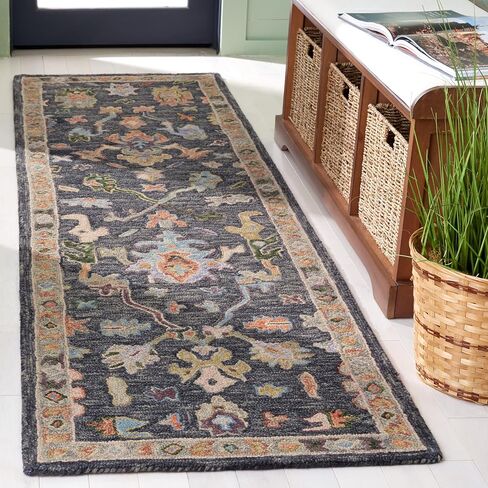 سجادة SAFAVIEH Blossom Collection - 2'3" x 8'، رمادي داكن ومريمية، تصميم زهور، صوف مصنوع يدويًا، مثالية لغرفة المعيشة وغرفة النوم وغرفة الطعام (BLM465H-28) in Kuwait