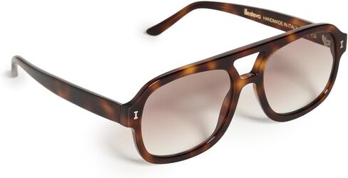 نظارات شمسية ممفيس هافانا للنساء من Illesteva in Kuwait