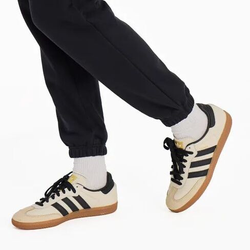 Life is Good Women's Solid Good Vibes Simply True Fleece Jogger, True Black in Saudi Arabia