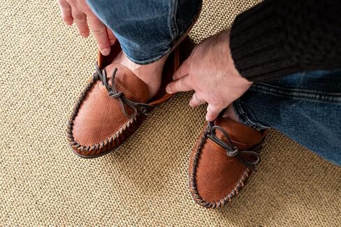 Laurentian Chief Men's Wide Leather Moccasin Shoes in Saudi Arabia