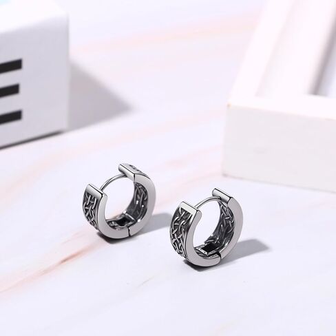 OIDEA Viking Wolf Huggie Earrings for Men: Punk Gothic Stainless Steel Huggie Hoop Earrings Norse Amulet Wolf Jewelry Gifts for Men and Women in Saudi Arabia