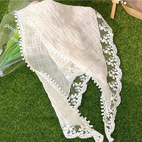 Hair White Bandanas, Chic Lace Triangle Head Scarf for Women Girls Hair, Vintage Stylish Kerchief Bandana Headband in Saudi Arabia