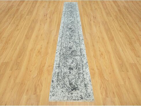 سجادة عداء بتصميم شرقي من الصوف والحرير معقودة يدويًا باللون الرمادي مقاس XL (2'6"x15'8") in Kuwait
