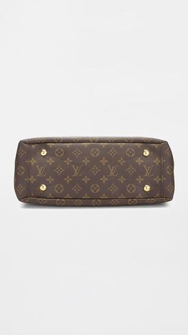 ما يدور حوله يأتي حول حقيبة اليد النسائية Louis Vuitton Monogram Pallas Tote المفضلة مسبقًا in Saudi Arabia