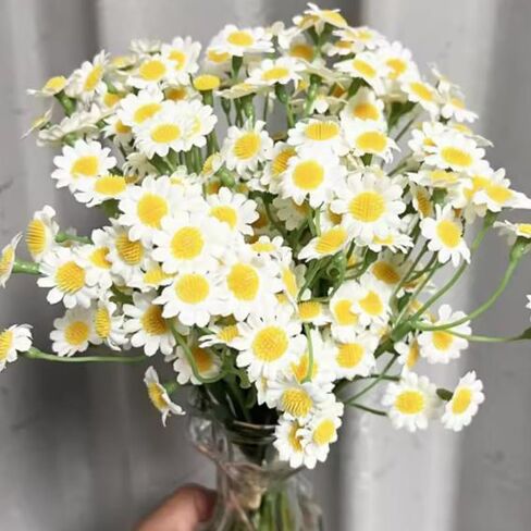 6pcs/Bouquet Artificial Daisy Flowers Small Daisy Fake Flower Bouquet for Wedding Party Table Decoration,Head 2.6cm in Saudi Arabia