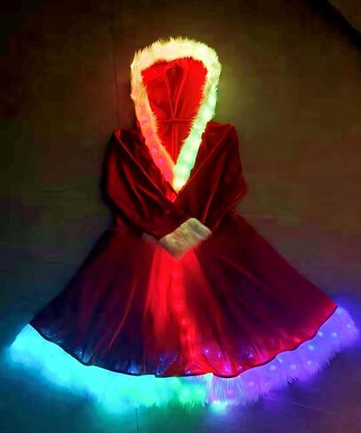 أزياء سانتا كريسماس النسائية باللون الأحمر Mrs.Claus مع إضاءة LED in Kuwait