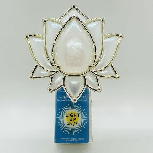 Bath and Body Works Wallflowers Pluggable Home Fragrance Diffuser - White Lotus Flower in Saudi Arabia