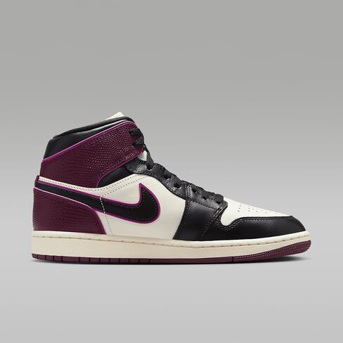 حذاء نسائي Air Jordan 1 Mid SE (FQ7818-101، شراعي/وردي نشط/بوردو/أسود) مقاس 8 in Saudi Arabia
