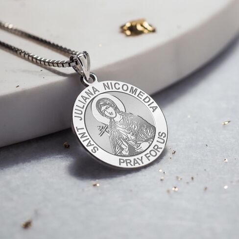 PicturesOnGold.com ميدالية دينية مستديرة من سانت جوليانا نيقوميديا ​​- حجم 3/4 بوصة من قلادة من الفضة الإسترلينية النيكل - مجوهرات حماية هدايا مسيحية للرجال والنساء in Saudi Arabia