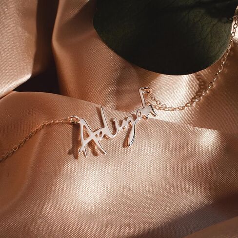 متلازمة القلب 925 اسم قلادة قلادة مخصصة للنساء، قلادات لوحة اسم شخصية، مجوهرات أنيقة لقطع الاسم، هدايا عيد الميلاد المثالية للنساء، تصميم أنيق للوحة الاسم in Kuwait