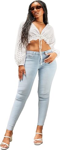 YMI Women's Juniors Mid-Rise Wannabettabutt Skinny Jeans in Saudi Arabia