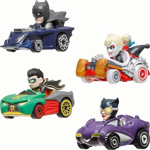 Hot Wheels Racerverse ، مجموعة من 4 سيارات تموت 1:64 سيارات الألعاب المحسنة للقيادة على المسارات مع شخصيات ثقافة البوب ​​كسائقين in Kuwait