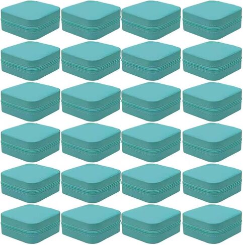 منظم صندوق مجوهرات للسفر باللون الأخضر المريمية مكون من 24 قطعة، حافظة صغيرة من جلد البولي يوريثان مقاس 3.9 بوصة مع مرآة، هدية لوصيفة العروس/ هدية زفاف، حامل حلق حلقي، محمول صغير الحجم، مجموعة كبيرة الحجم in Kuwait