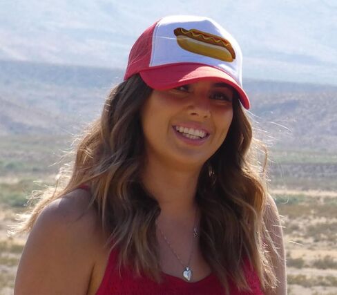 Hilarious Hot Dog Adjustable Mesh Trucker Hat Funny Food Comedy Baseball Cap for Men and Women Perfect White Elephant Gift in Saudi Arabia
