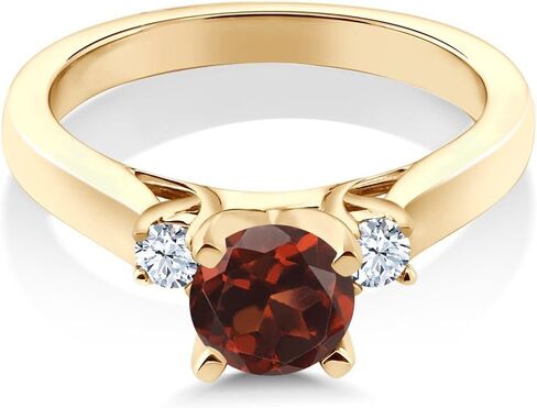 Gem Stone King 18K Yellow Gold Plated Silver Red Garnet 3-Stone Engagement Ring For Women | 1.22 Cttw | Round 6MM | Gemstone Birthstone | 3 Stone Wedding Engagement Anniversary Ring in Saudi Arabia