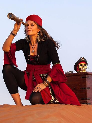 Bencailor 12 Pieces Pirate Costume Men Women Pirate Hat Pirate Head Scarf Pirate Sash Belt Dress Accessories for Party in Kuwait