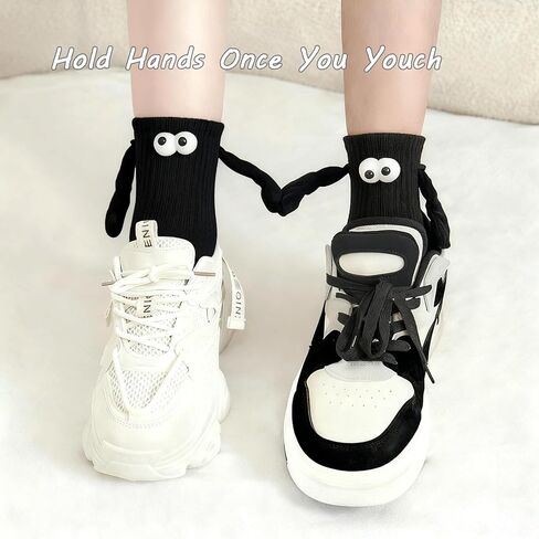 2 Pairs Magnetic Holding Hands Socks, Novelty Best Friend 3D Socks, Funny Gifts for Women & Men, Teens, Couples, Friends in Saudi Arabia