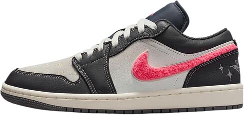حذاء Air Jordan 1 Low للنساء (جرافيت فاتح/هوت بنش/موسلين/شراع) in Saudi Arabia