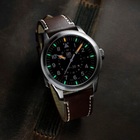ساعة Luminox P-38 Lightning XA.9521 للرجال 42 ملم - ساعة طيار باللون البني/الأسود وظيفة التاريخ المنطقة الزمنية الثانية 100 متر زجاج الياقوت المقاوم للماء in Saudi Arabia