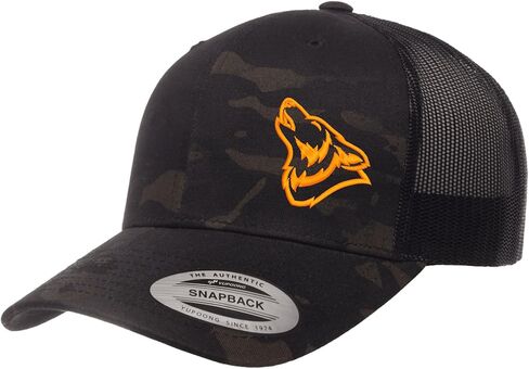 قبعة مطرزة من Wolf Howling Trucker Snapback شبكية من الخلف للرجال والنساء in Kuwait