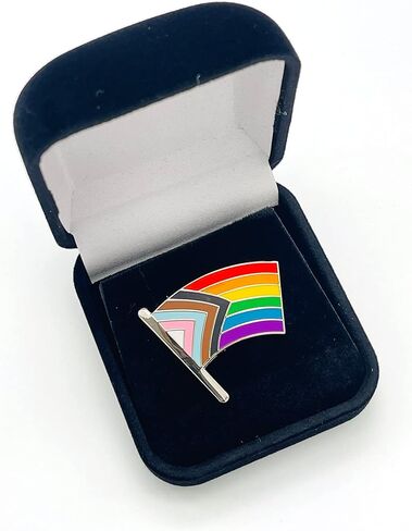 دبوس من Progress Pride Flag LGBTQ Rainbow شامل ثنائي الجنس من المينا مع دعم مغناطيسي للسترة وحقيبة الظهر والنصب التذكاري والملابس والحقيبة والقميص in Kuwait