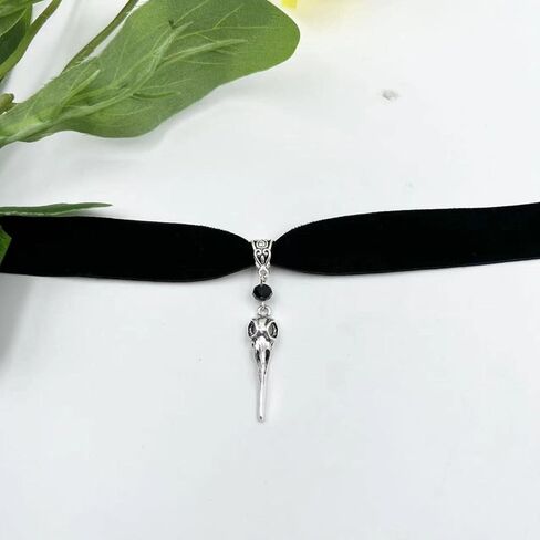 Gothic Black Velvet Goth Choker Necklace for Women,Cameo Black Choker Crow Skull Pendant Necklace Vintage Collar Skull Necklace Gothic Jewelry in Saudi Arabia