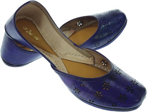 ملابس كاجوال يومية للسيدات من الجلد الناعم من Fulkari Jutis | لدغة وقرص جوتي الحرة | البنجابية جوتي للسيدات | أحذية موجاري مسطحة | شقة فولكاري العرقية للبنات | in Kuwait