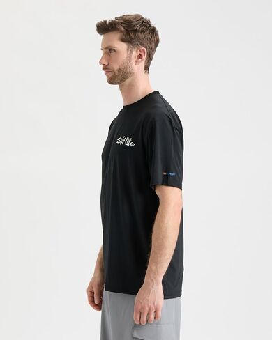 Salt Life Mens One Cast at a Time Short Sleeve Stretchy Fit Performance Pocket Tee in Saudi Arabia