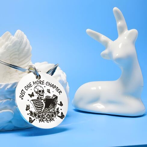 هدايا عشاق الكتب، سلسلة المفاتيح القوطي، سلسلة مفاتيح واحدة فقط، سلسلة مفاتيح للقراءة، نادي الكتب، هدية للقراء، الأصدقاء، هدايا القوطي للنساء، عيد الهالوين، هدية عيد الميلاد in Kuwait